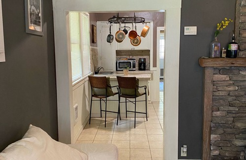 Port Angeles House | Central comfy home
