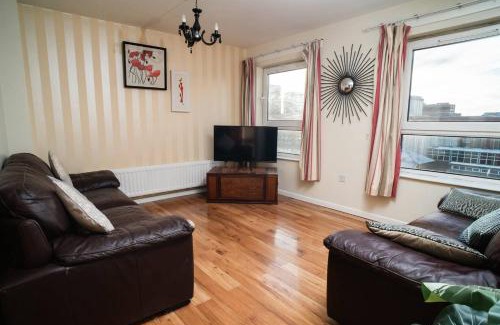 Belfast City Centre Apartment | Central Duplex Apartment In Belfast City Centre