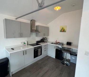 Hedon Apartment | Central Hedon Modern Apartment