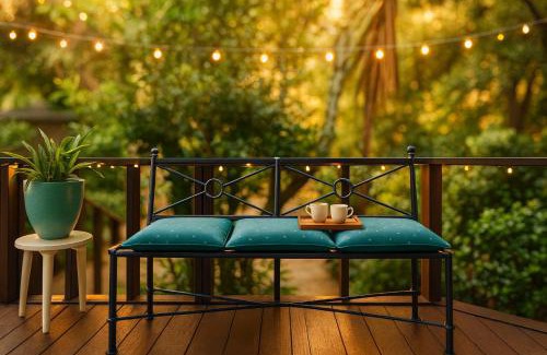 West Hollywood House | Central Hollywood Homestay Getaway