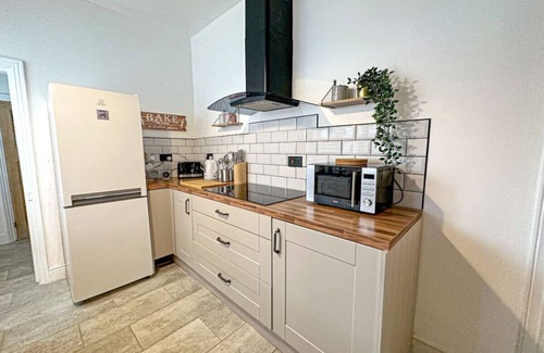 Northampton House | 🌟Central House - Free Parking + Pool Table + Wifi🌟