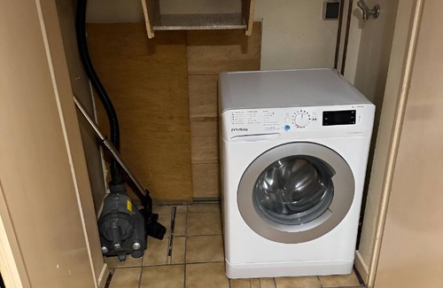 Suedviertel Apartment | Central in Essen! 5 minutes walk from the train station! WH1