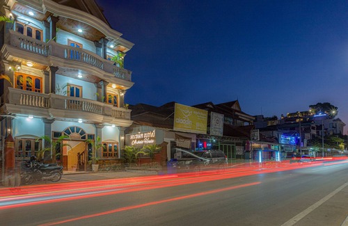 Siem Reap House | Central Intimate group/family stay in same floor-4 bedrooms, 300m to pubstreet