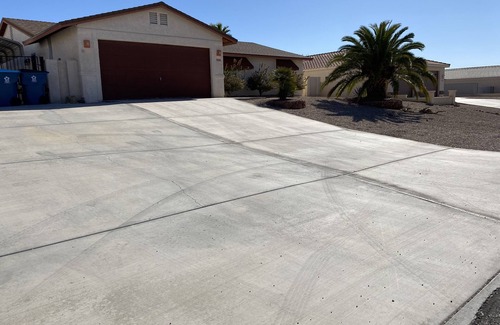 Lake Havasu City House | Central Lake Havasu home - pool and water slide!