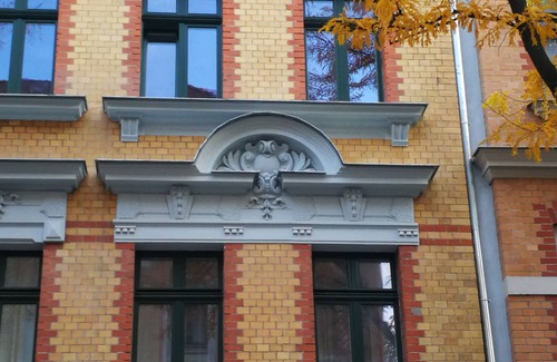 Volkmarsdorf Apartment | CENTRAL LOCATED 2 BEDROOM APARTMENT with free Wi-Fi