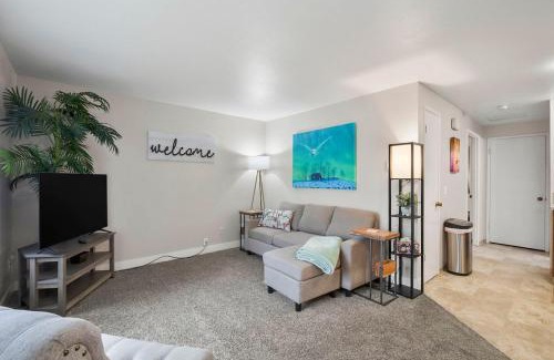 Snohomish Apartment | Central Location - quiet cozy furnished apt #4