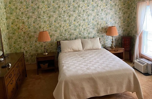 Oswego House | Central location