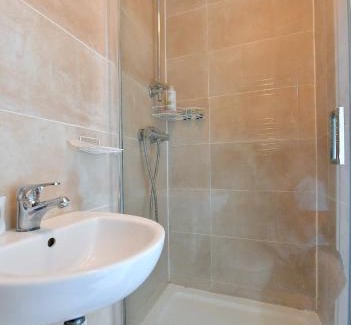 Tottenham Apartment | Central London Apartment Seven Sister