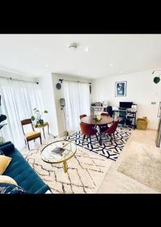 Hoxton West Apartment | Central London Flat