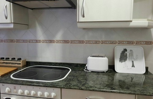 Ciutat Vella Apartment | Central Market Cozy One Bedroom Wifi Apartment