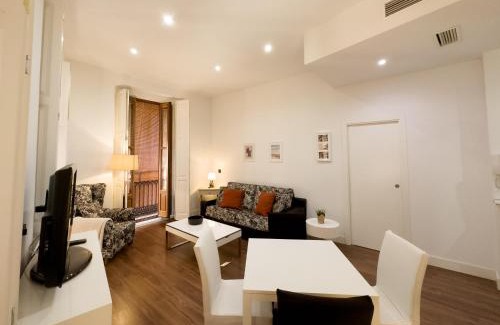 Ciutat Vella Apartment | Central Market - Queen Square - Mid-term