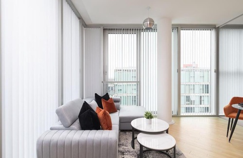 Central Milton Keynes Apartment | Central MK 1 Bed Apartment With Parking