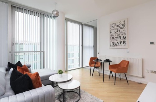 Central Milton Keynes Apartment | Central MK 1 Bed Apartment With Parking