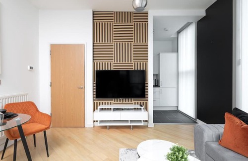 Central Milton Keynes Apartment | Central MK 1 Bed Apartment With Parking