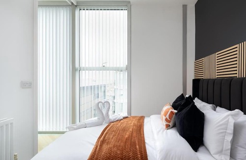 Central Milton Keynes Apartment | Central MK 1 Bed Apartment With Parking