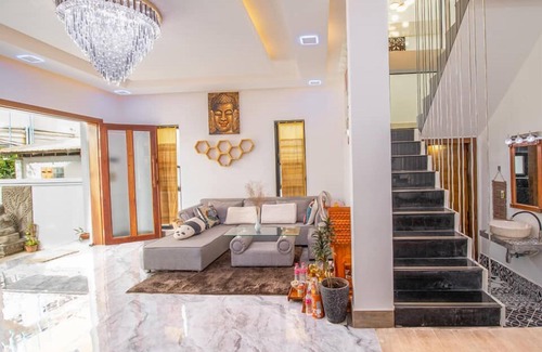 Siem Reap Villa | Central Modern Private Villa by La San