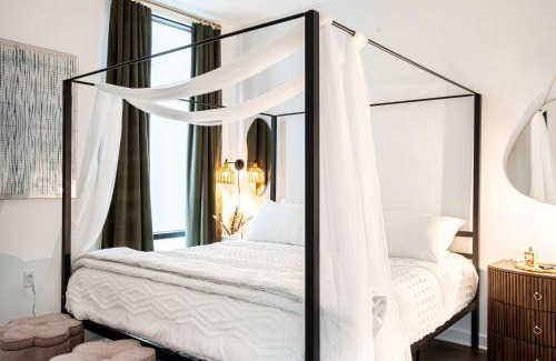 The Gulch Apartment | Central Nashville Luxe Apartment with City Views