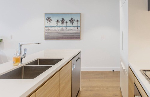 Ocean Grove Apartment | Central Ocean grove - 100m from the Shops