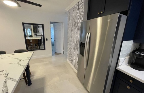 Chino House | Central of LA 7beds 2bathroom single level home