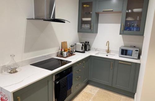 Oxford House | Central Oxford Studio 101 with Parking