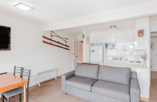 Jindabyne Apartment | Central Park - 10/1 Snowy River Avenue