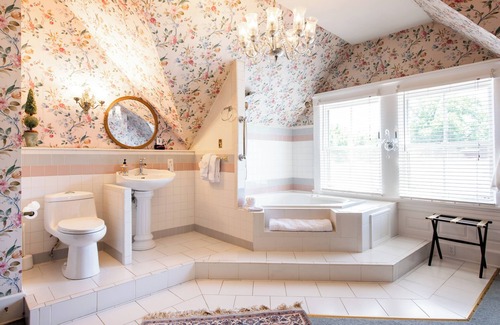 Old Louisville Bed & Breakfast | Central Park Bed & Breakfast