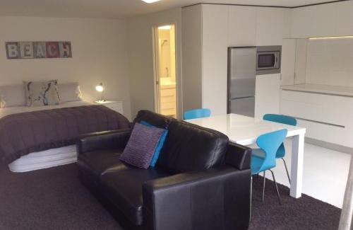 New Plymouth Apartment | Central Park Studio