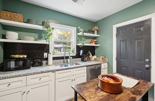 North Charleston House | Central pup-friendly ranch with vibrant interior, cozy deck & fenced backyard