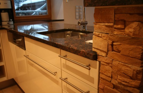 Oberstdorf Apartment | Central, quiet location, 5 star comfort, south-facing terrace, summer: mountain railway incl.