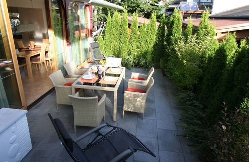 Oberstdorf Apartment | Central, quiet location, 5 star comfort, south-facing terrace, summer: mountain railway incl.