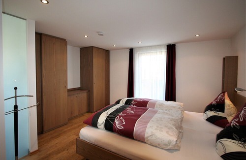 Oberstdorf Apartment | Central, quiet location, 5-star comfort, south-facing balcony, summer: mountain railway incl.