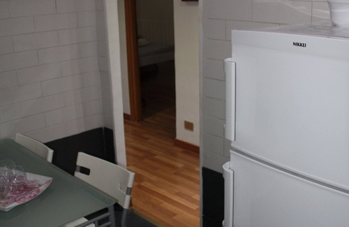Ripa House | Central Rome, Testaccio and Trastevere, 2 stops to Coliseum, two bathrooms