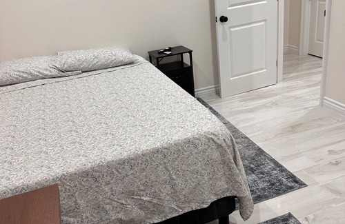 Simi Valley House | Central room in Simi Valley 3 minutes driving from RevolutionChurch