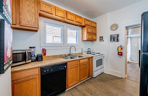 Downtown Albuquerque House | Central Sanctuary- 3 B/2.5 B | 3 Bed, 2 Bath