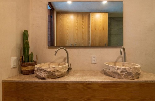 El Manglito Apartment | Central | Sea View | Pool & Jacuzzi on Rooftop