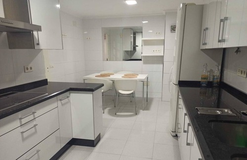 Pontevedra Apartment | central spacious apartment inPontevedra with 4 rooms