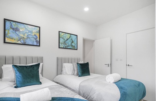 Stevenage Apartment | Central Stevenage Luxury 2 Bed Apartment
