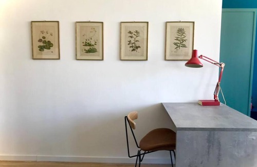 San Vincenzo Apartment | Central studio loft w great view