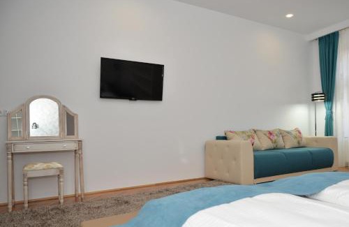 Historic Center Apartment | Central Studios
