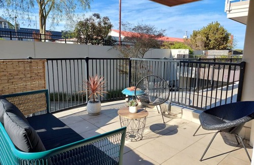 Taupo Apartment | Central, Stylish Apartment – Walk to Lake, Shops & Cafes