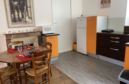 La Roche-Posay Apartment | Central T2 in La Roche-Posay: Free Parking, WiFi, Laundry Access