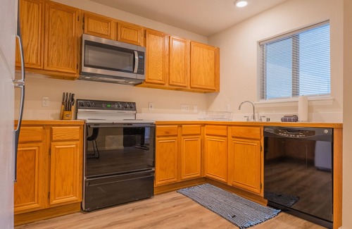 Frisco Condo | Central to 5+ Ski Resorts, Breweries, Restaurants, Shopping & More!
