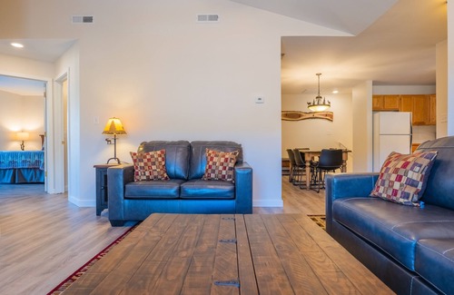 Frisco Condo | Central to 5+ Ski Resorts, Breweries, Restaurants, Shopping & More!