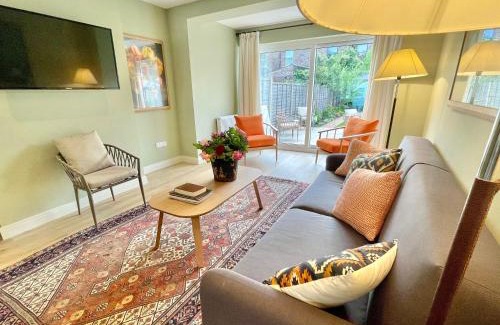 York House | Central Townhouse with free off road parking and garden