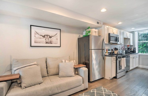 Downtown Baltimore House | Central & Trendy Baltimore Townhome: Pets OK!