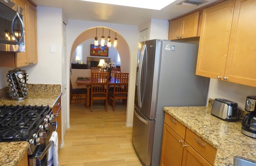 Prince Tucson House | Central Tucson Gated Retreat