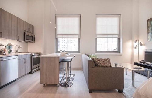 Chinatown Apartment | Centralized Downtown Studio | Great Amenities | Near Tufts