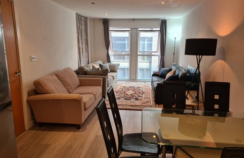 Manchester Apartment | Centrally Located Modern Apartment