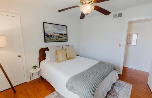 Midtown Apartment | Centrally Located 2BR Overton Square Unit 2 Fast WiFi Free Parking Yes Pets