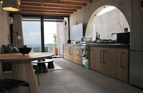 Queretaro Apartment | Centrally located apartment with City View